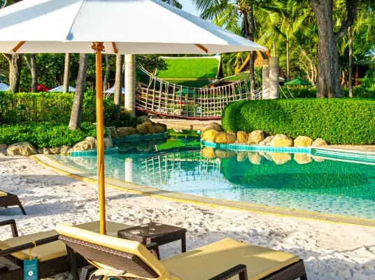 hotel bookings worldwide