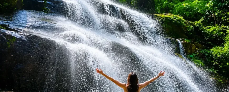 Kuala Lumpur Caves and Waterfalls